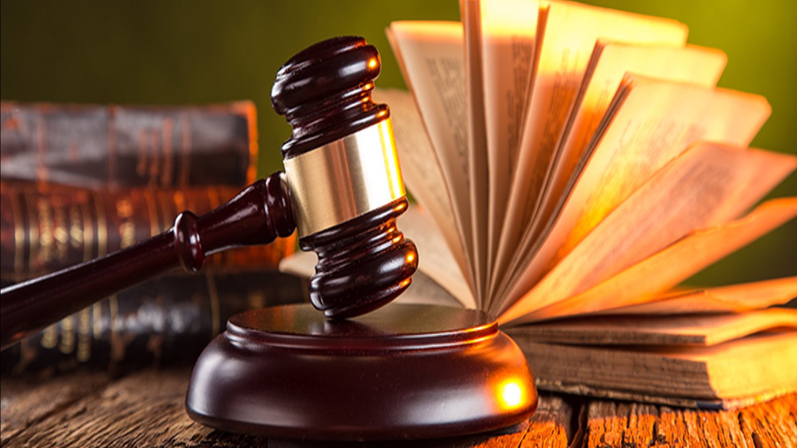 عقوبة الامتناع عن تسليم الميراث لمستحقيه وشروط التصالح.. اعرف التفاصيل