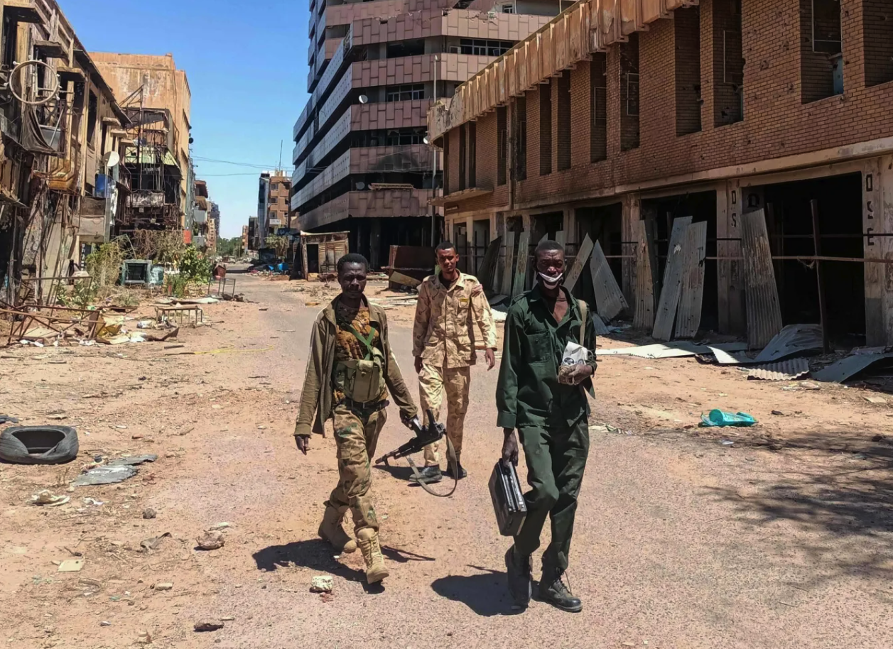 جيش السودان يعلن سيطرته على مطار الخرطوم الدولي