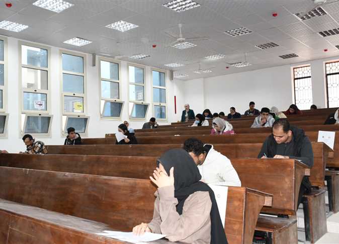 موعد امتحانات الترم الثاني 2025 لجميع المراحل الدراسية وإجازة نهاية العام في المدارس