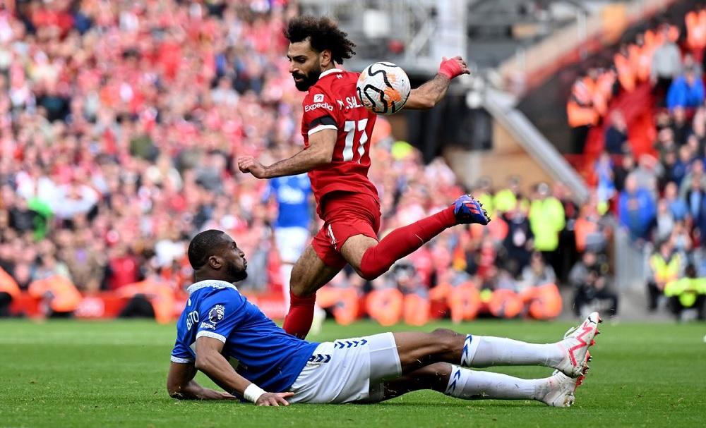 ليفربول ضد إيفرتون.. موعد مباراة الريدز بالدوري الإنجليزي والقنوات الناقلة