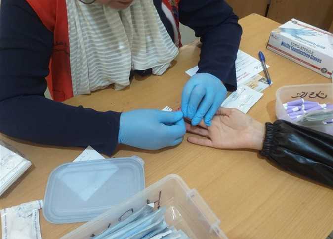 أسعار فحوصات المقبلين على الزواج وخطوات استخراج الشهادة الصحية