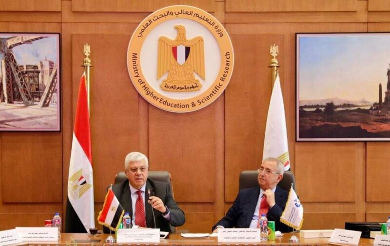 ضوابط ومتطلبات التخرج للطلاب العائدين من دولة السودان