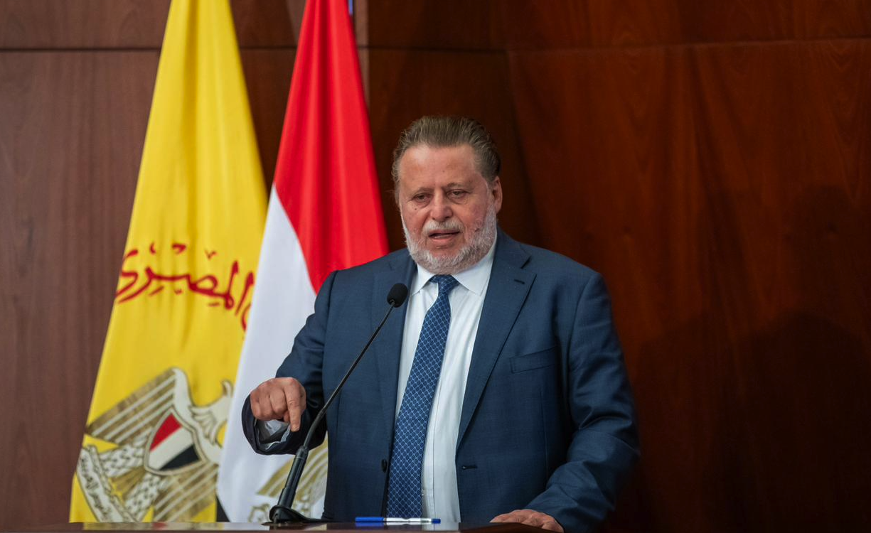 محافظ البنك المركزي: ليست لدينا القدرة لاعتماد سعر صرف ثابت