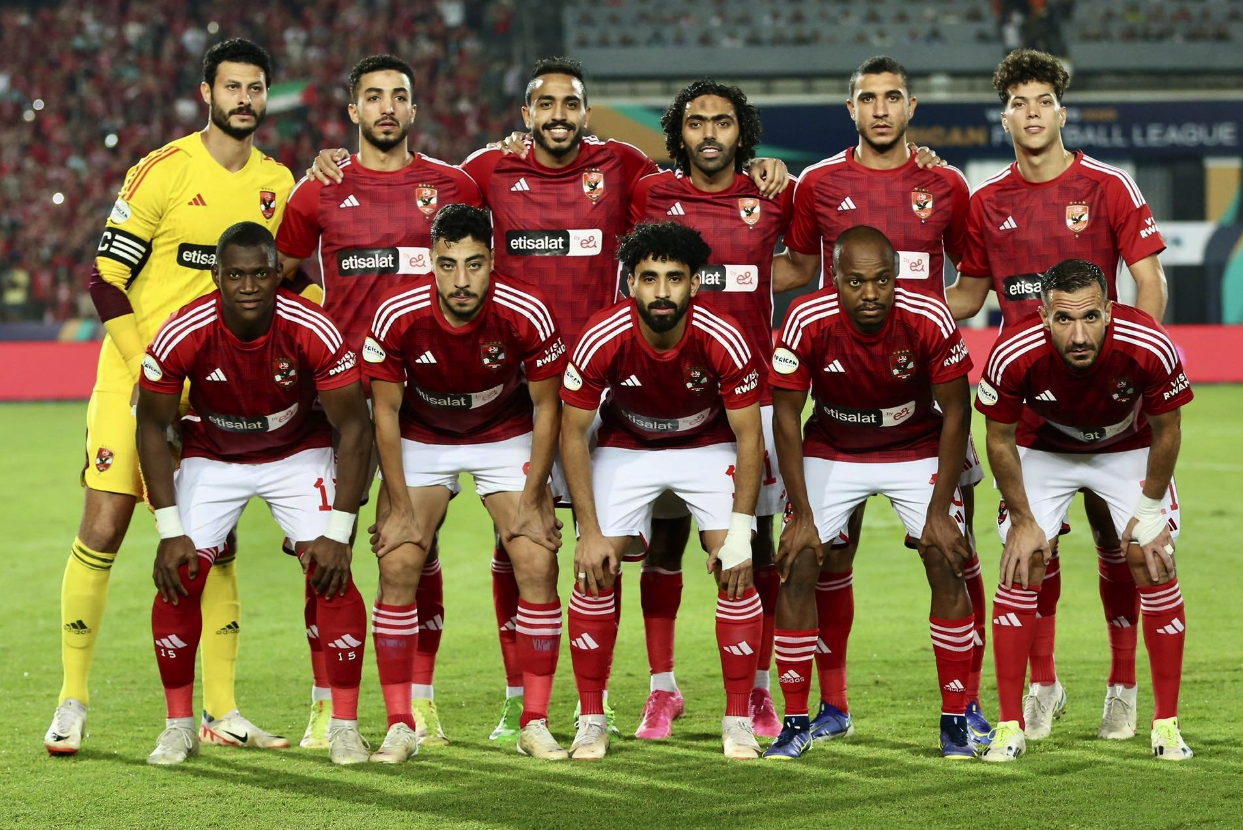 قائمة الأهلي لمواجهة سيراميكا كليوباترا في الدوري الممتاز