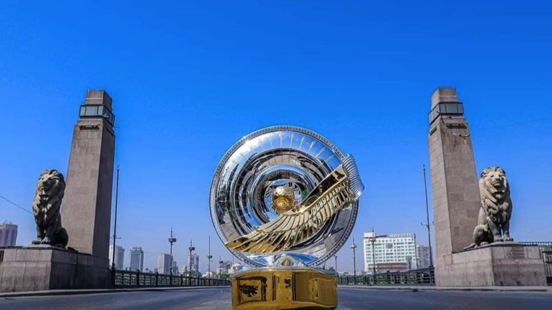 رئيس رابطة الأندية يكشف موعد تسليم درع الدوري للفائز باللقب