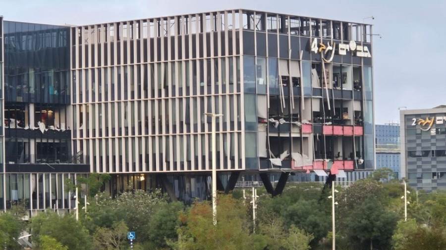 إيران تعلن استهداف مقر «مايكروسوفت» في إسرائيل