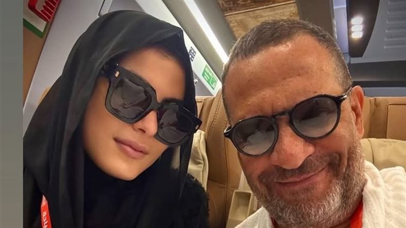 ماجد المصري وزوجته في الحج، والفنان بملابس الإحرام: اللهم تقبّل منا