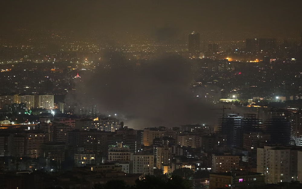 إسرائيل تعلن اغتيال 9 من كبار العلماء والخبراء المشاركين في البرنامج النووي الإيراني