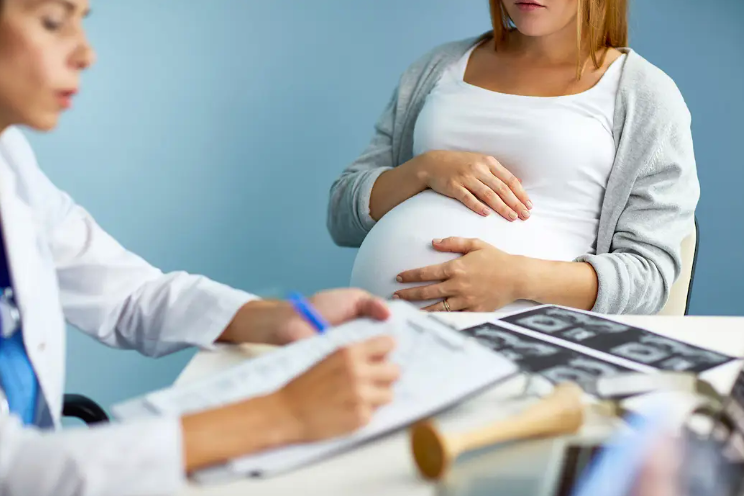 نصائح مهمة للسيدات أثناء الحمل.. تعرفي عليها