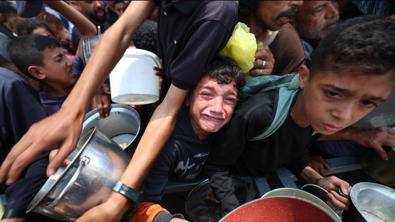 14 قتيلاً فلسطينياً بنيران إسرائيلية قرب مراكز مساعدات في غزة