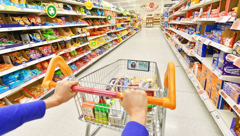 الحكومة تعلن خصومات تصل لـ 24% على السلع الغذائية والاستهلاكية.. تعرف علي التفاصيل