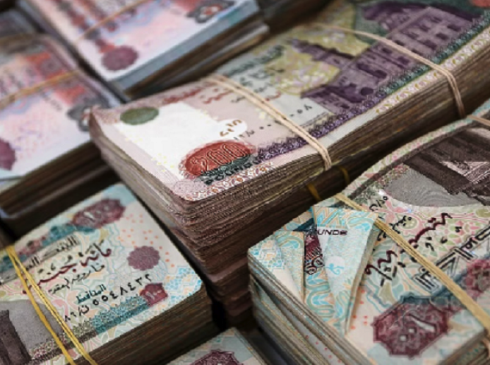 200 ألف جنيه قرض للموظفين بالتقسيط بدون ضامن.. تعرف علي الشروط والمستندات المطلوبة
