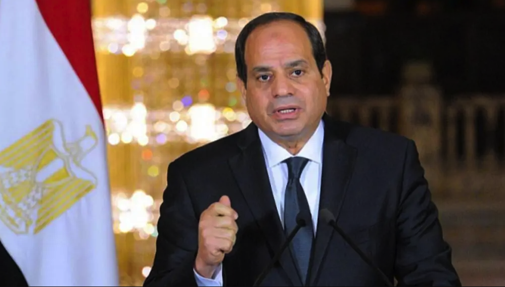 الرئيس السيسي يصدر قرار جمهورى بشأن قناة السويس