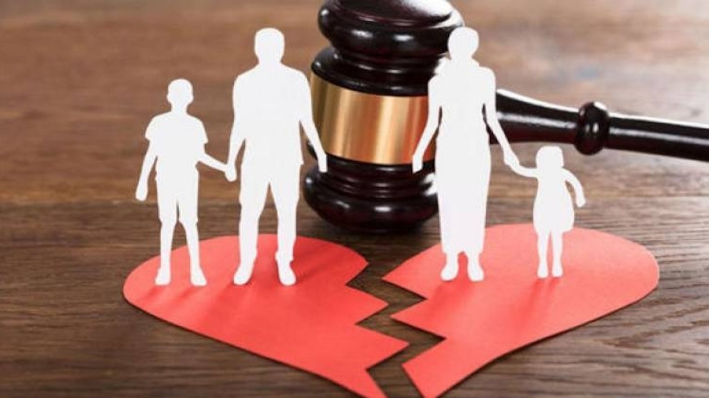 ما حكم كثرة الحلف بالطلاق؟.. أمين الفتوي بدار الإفتاء يُجيب