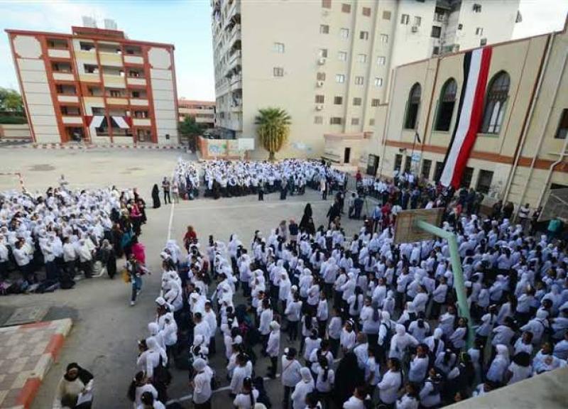 التعليم تؤكد على عزف السلام الوطني في طابور الصباح بجميع المدارس