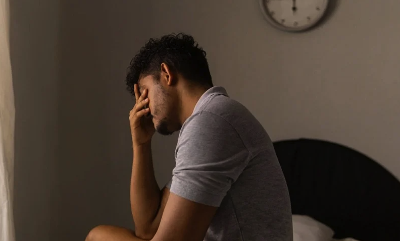 لن تصدقي ما يفعله الجفاف في جسمك.. دراسة تربط بينه وبين زيادة منسوب التوتر