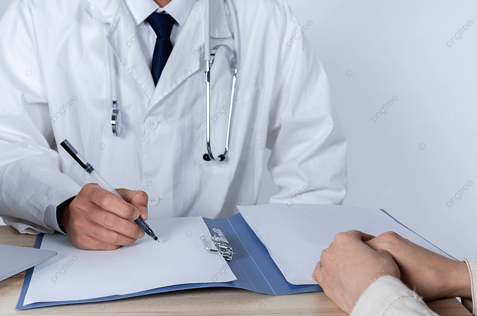 ليك العجز.. القانون يجيز التعاقد مع الأطباء بعد بلوغ المعاش حتى 65 عاماً