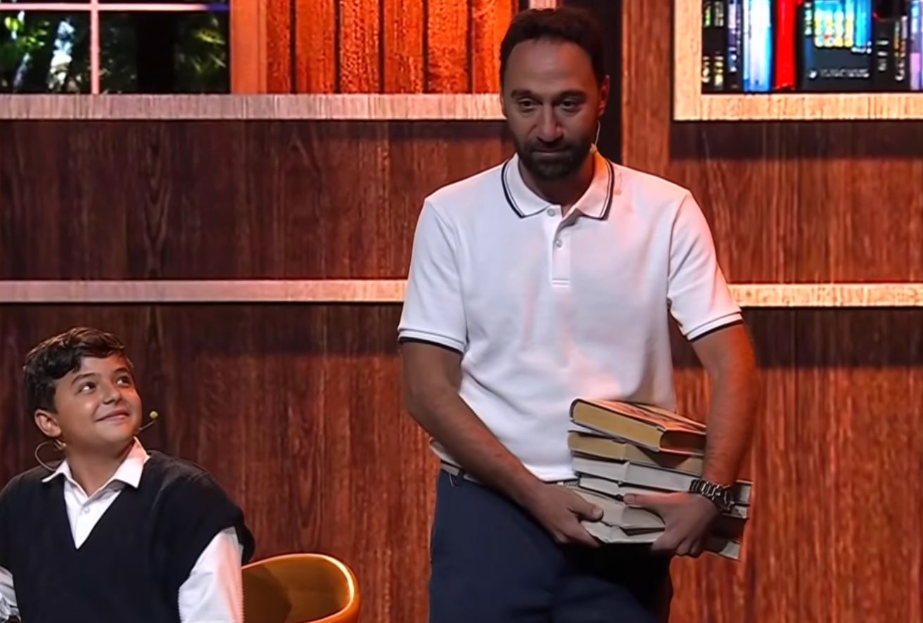 محمد سلام احتفالية وطن السلام، عودة تتصدر محركات البحث والقلوب