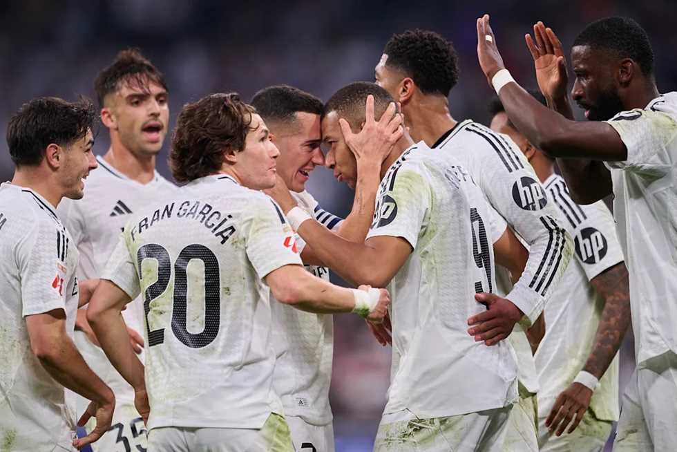 ريال مدريد يكشف عن جائزة أفضل لاعب بشهر أكتوبر