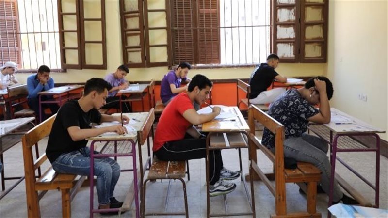 موعد امتحانات الميدترم في الجامعات 2025\2026 وإجازة نصف العام