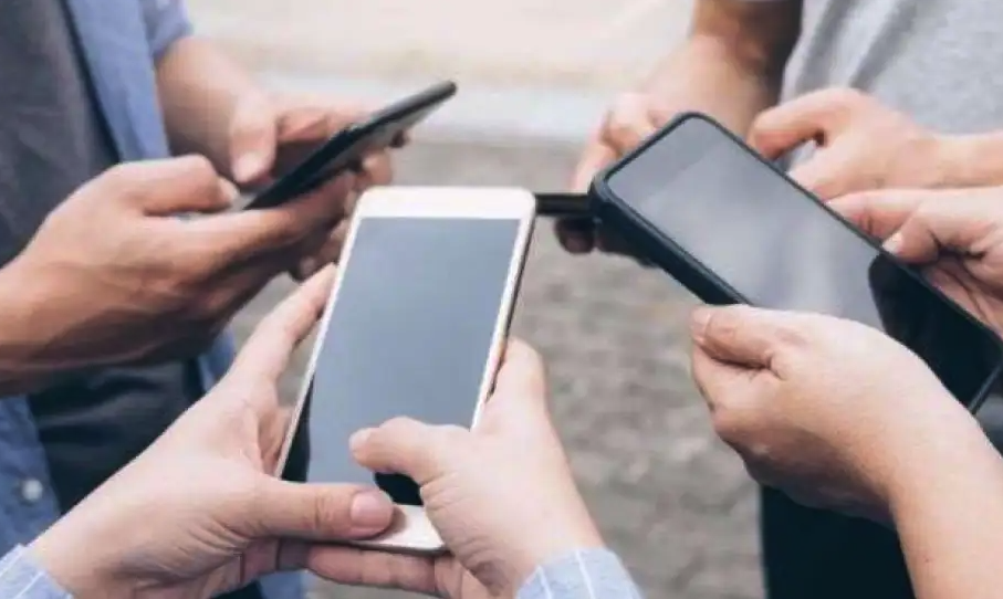 شعبة المحمول توجه نداء هام للمواطنين الراغبين في شراء الهواتف المستوردة