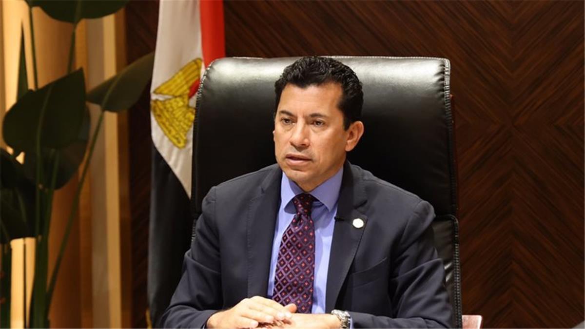 أشرف صبحي يعلن التحدي.. بطولة أمم إفريقيا للهوكي على أرض مصر