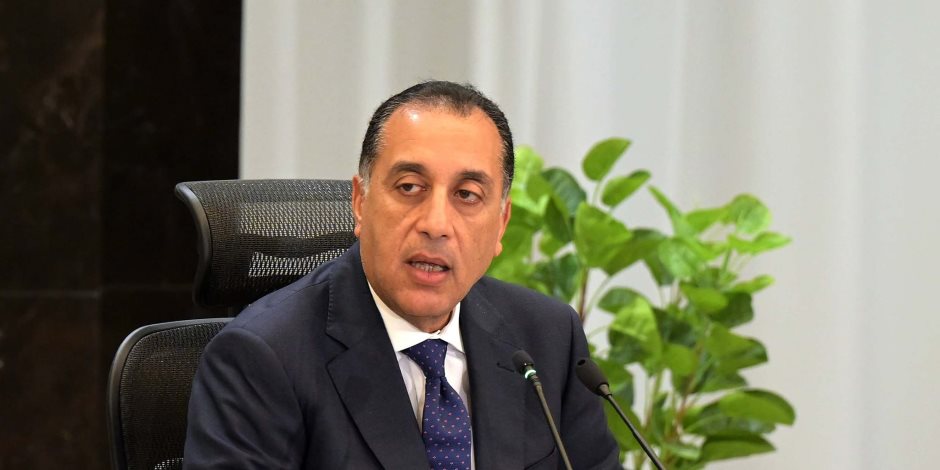 رئيس الوزراء يشارك في القمة العالمية للتنمية الاجتماعية ومكافحة الفقر بقطر