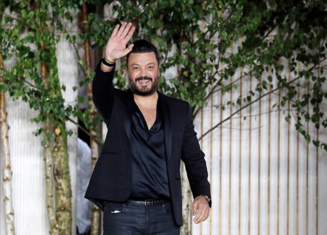 المصمم زهير مراد يحصد جائزة الريادة ضمن "فاشن ترست العربية 2025"