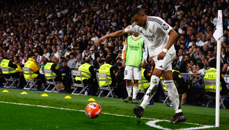ترتيب الدوري الإسباني.. ريال مدريد نادي برشلونة يتعثر جديد