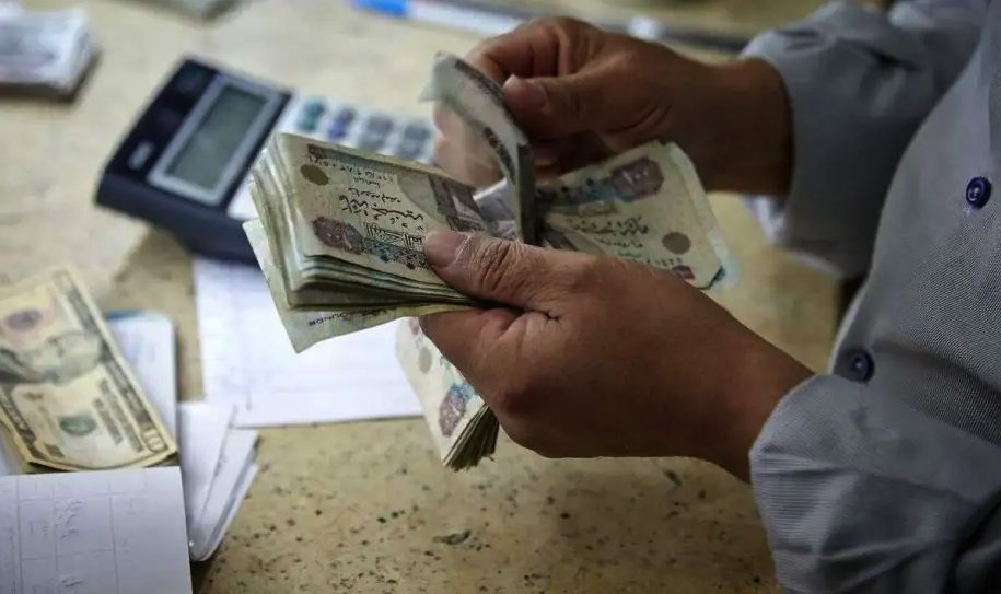 موعد صرف معاشات شهر ديسمبر 2025 وتفاصيل المنحة الاستثنائية