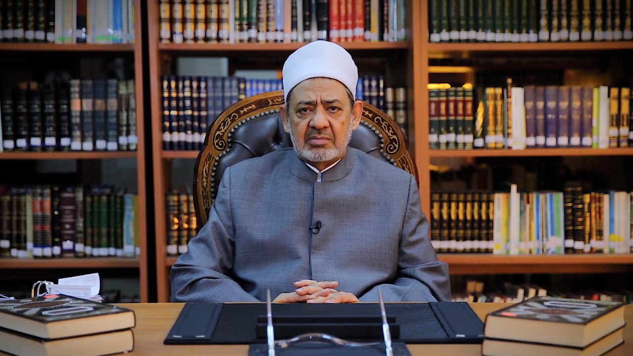 شيخ الأزهر: اللغة العربية ليست ساكنة جامدة بل حية متطورة