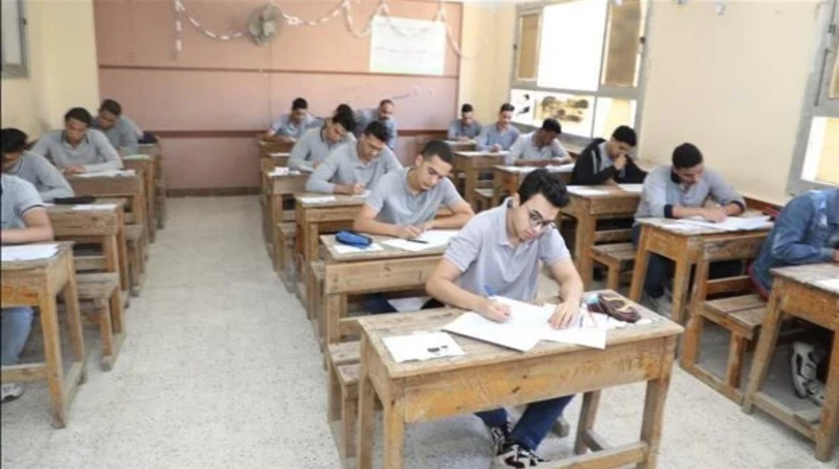 موعد امتحانات الترم الأول 2026 وبداية الفصل الدراسي الثاني