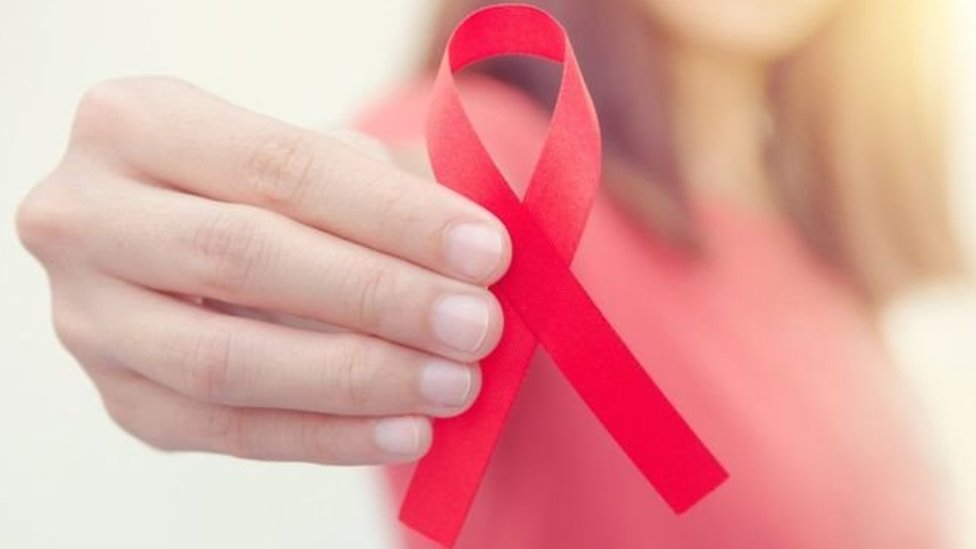 في اليوم العالمي لـ الإيدز.. تصحيح أبرز المعلومات الخاطئة عن الفيروس