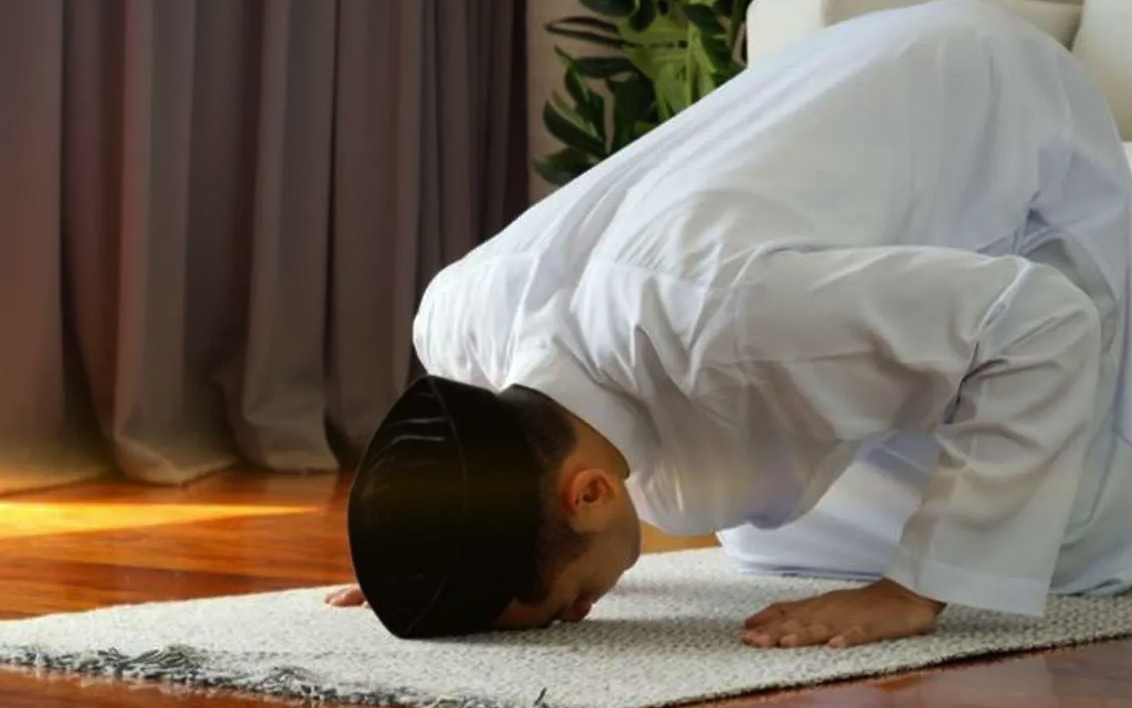 ما هو حكم قضاء الصلوات الفائتة؟.. أمين الفتوي يُجيب