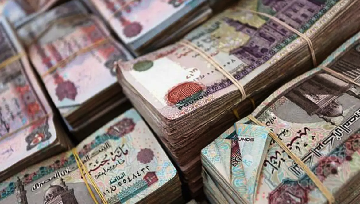 القروض المتعثرة بالبنوك تهبط لـ2% من أصل 9.7 تريليون جنيه