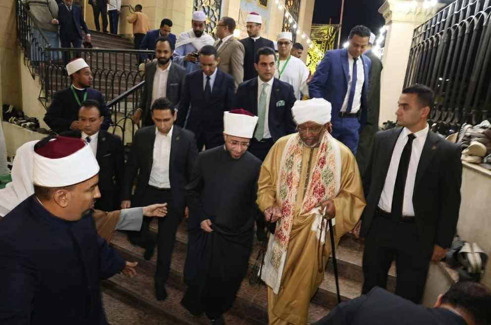 وزير الأوقاف يشهد احتفال الليلة الختامية لمولد الإمامين بالطريقة الجعفرية
