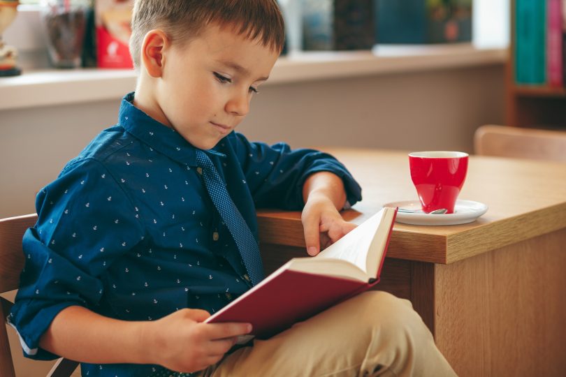 تعرف علي أهمية القراءة وتأثيرها علي العقل وتغذي الخيال