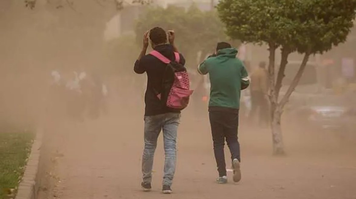 «الصحة» تقدم نصائح هامة لمواجهة التقلبات الجوية والعواصف الترابية