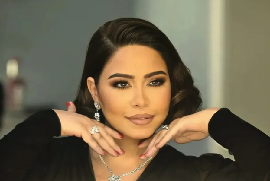 بسبب المرارة، شيرين عبد الوهاب تغادر المستشفي عقب  تحسن حالتها الصحية