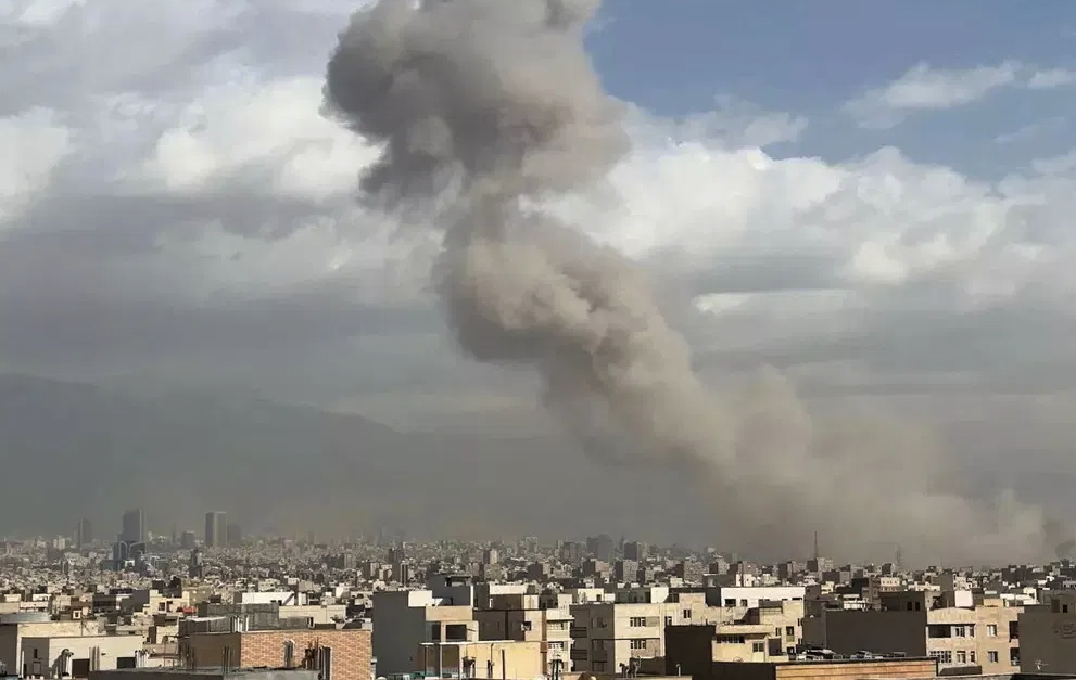 إسرائيل تستهدف رئيس جهاز الاستخبارات في إيران