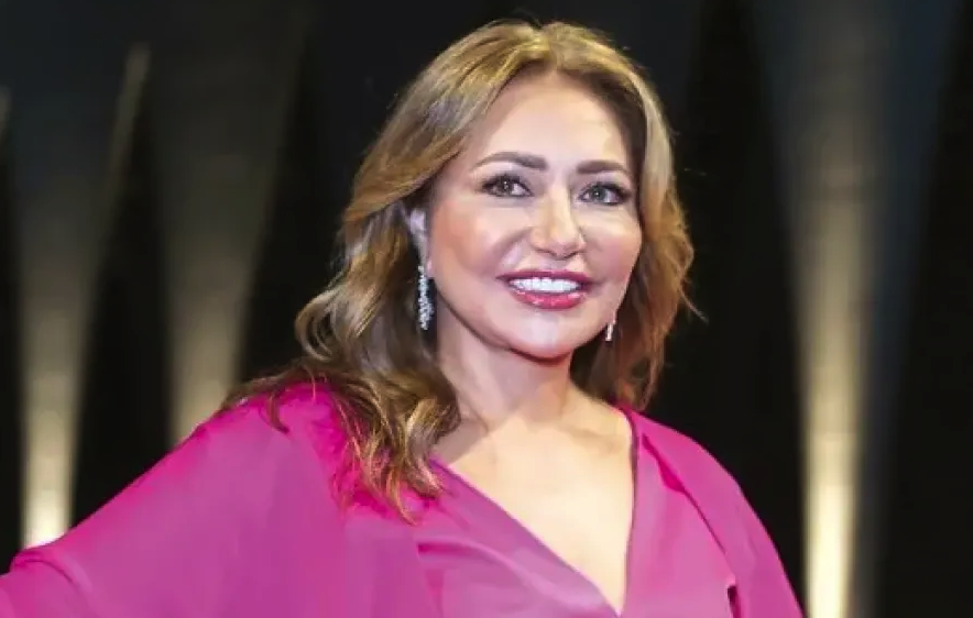 مهرجان أسوان الدولي لأفلام المرأة يكرم ليلى علوي بجائزة إيزيس للإنجاز