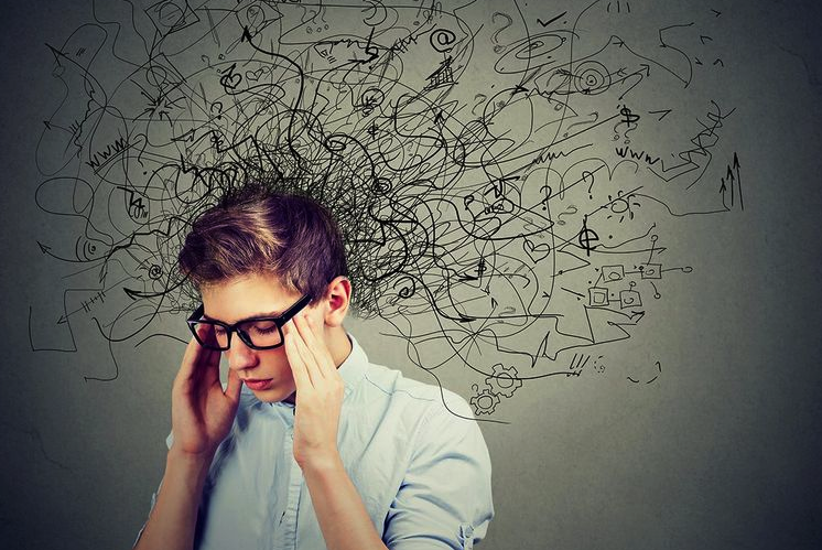 الصحة: التفكير الزائد يؤثر على حالتك النفسية