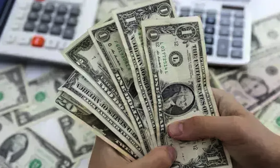 سعر الدولار اليوم الخميس 14 مايو 2026 في البنوك