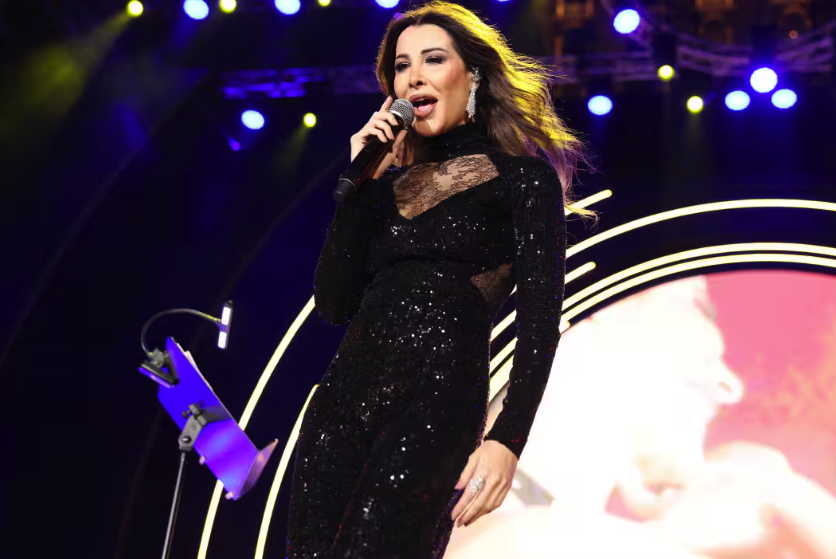 نانسي عجرم تختتم جولتها العالمية بحفل تاريخي في سيدني وتحطم الأرقام القياسية